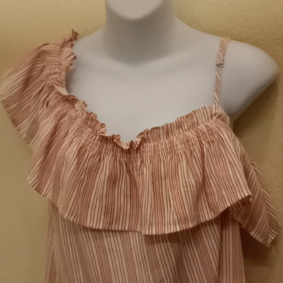 Sweet Wanderer Striped One Shoulder Top - Picture 5 of 10
